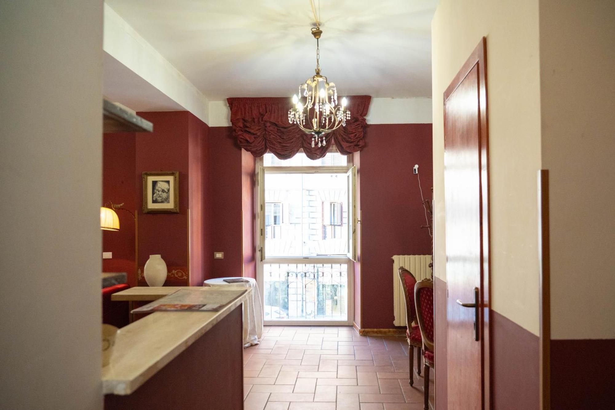 Imperial Guesthouse ローマ エクステリア 写真